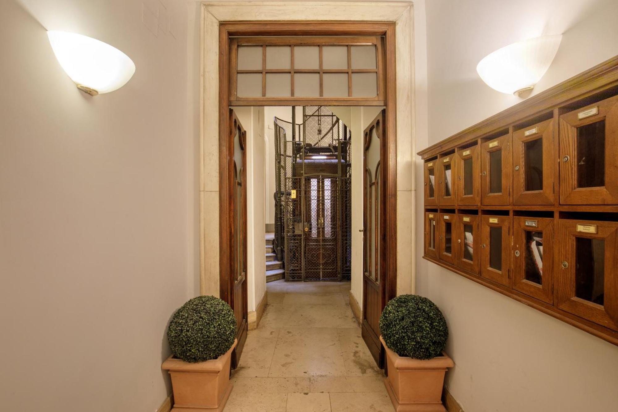 Liberti Colosseo - Luxury